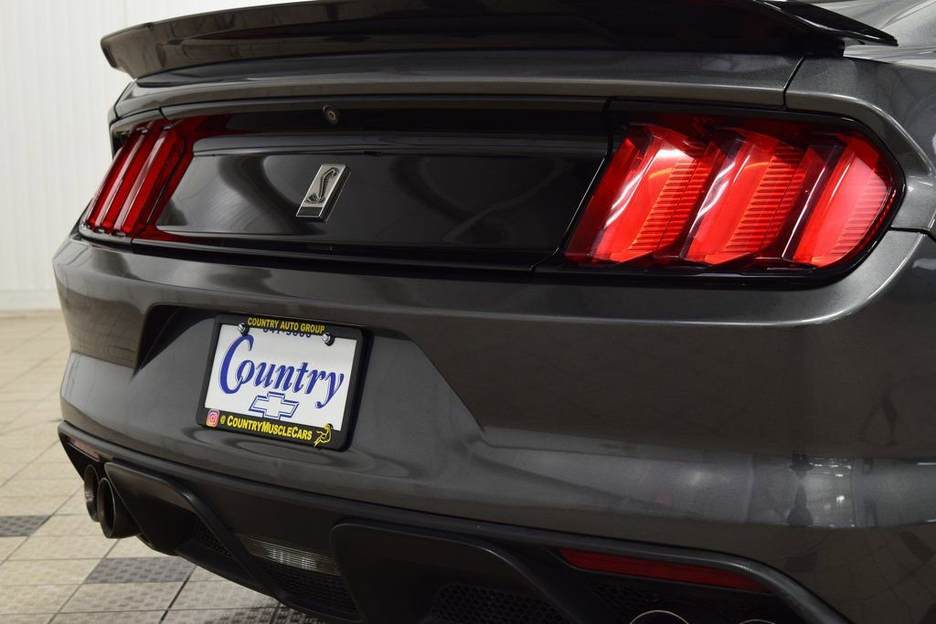Used 2017 Ford Mustang Shelby GT350 image 23