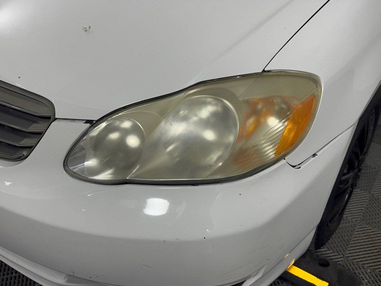 Used 2004 Toyota Corolla CE FWD image 12