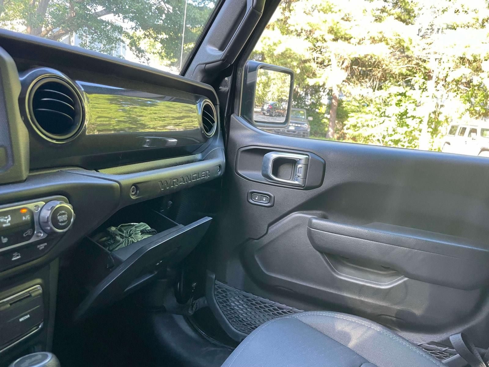 Used 2022 Jeep Wrangler Unlimited Sport AWD/4WD image 28
