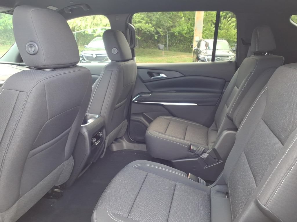 New 2026 Chevrolet Traverse LT AWD/4WD image 14