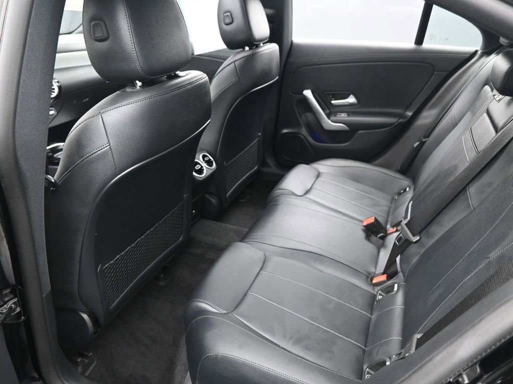 Used 2024 Mercedes-Benz CLA 250 image 27