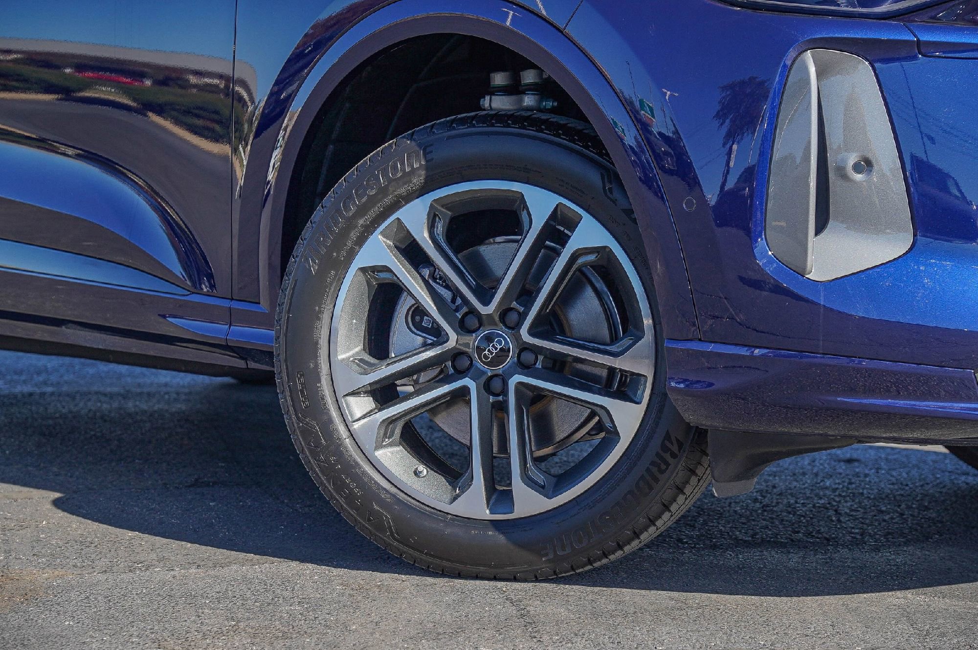 New 2025 Audi Q5 Premium Plus