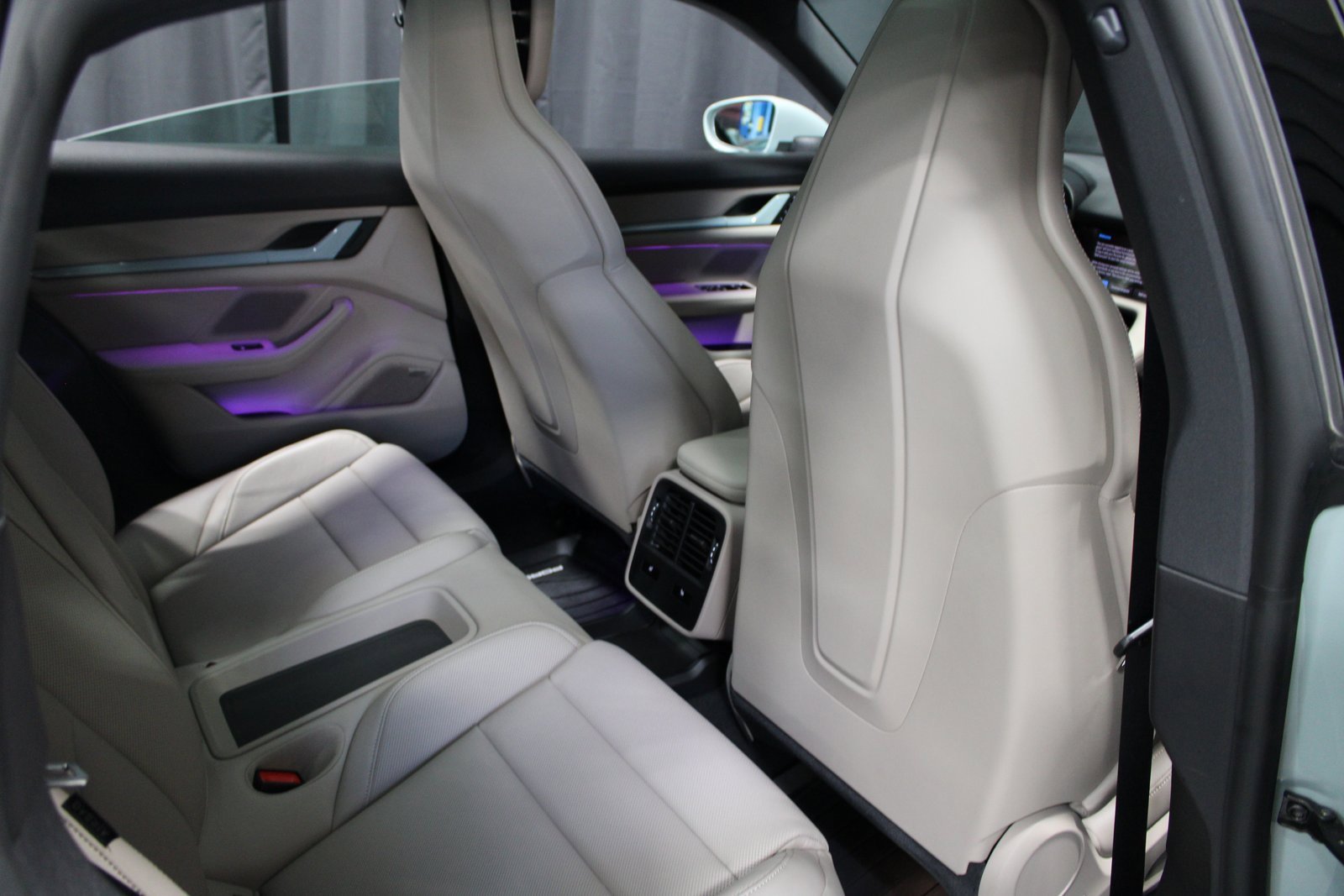 Certified 2025 Porsche Taycan image 6