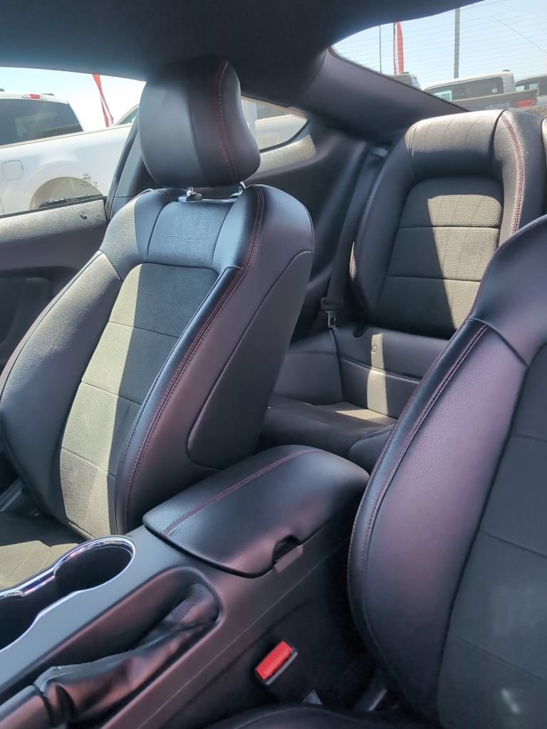 Used 2016 Ford Mustang GT Premium RWD image 14