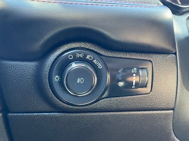 Used 2021 Dodge Durango R/T w/ Blacktop Package image 27