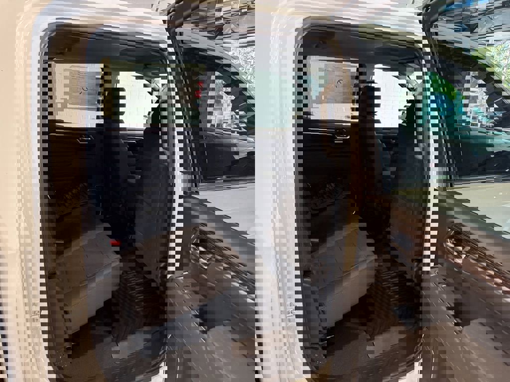 New 2026 GMC Sierra 1500 SLE image 14