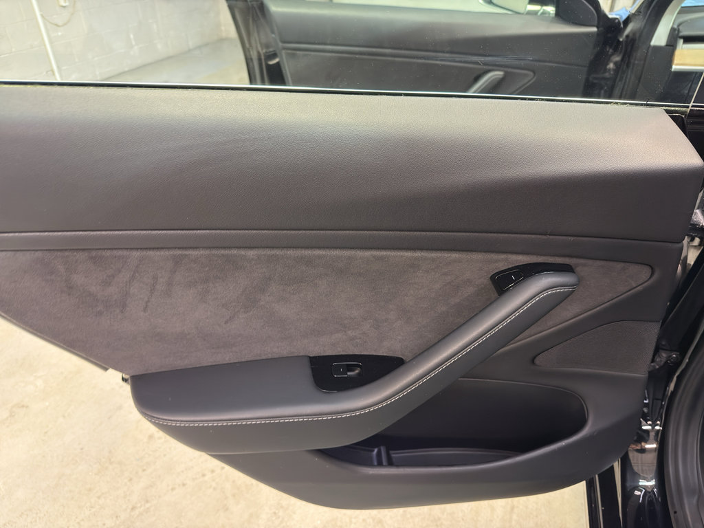Used 2019 Tesla Model 3 Long Range RWD image 25