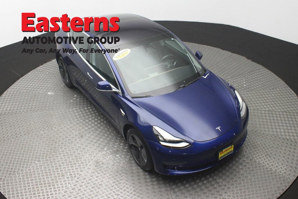 Used 2018 Tesla Model 3 Mid Range RWD image 3