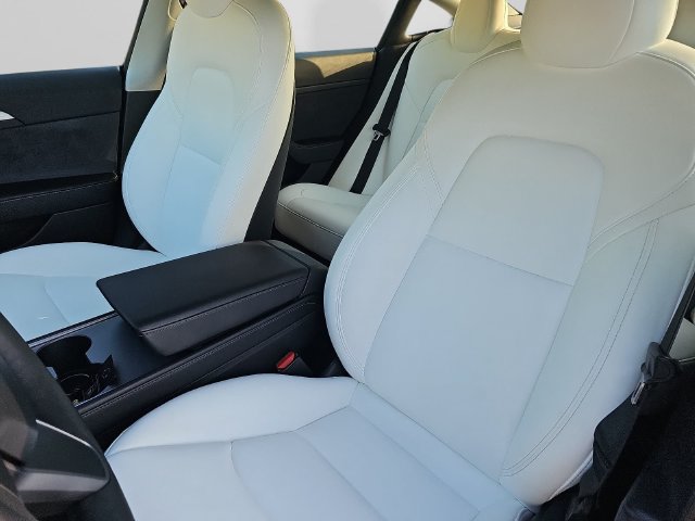 Used 2022 Tesla Model 3 Long Range AWD/4WD image 18