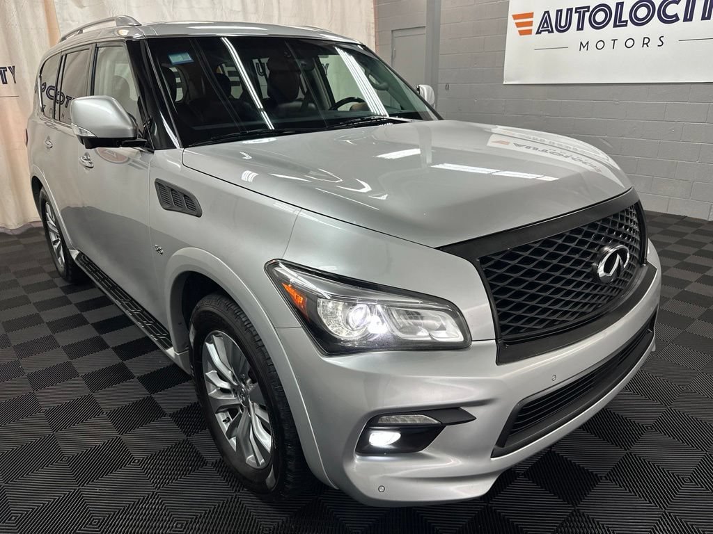 Used 2017 INFINITI QX80 4WD image 2