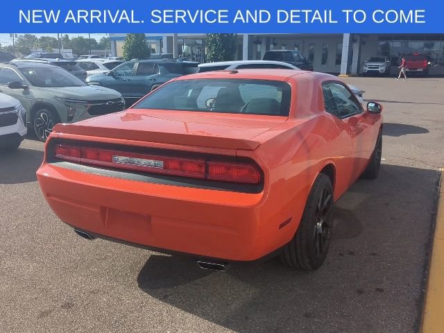 Used 2013 Dodge Challenger R/T RWD image 5