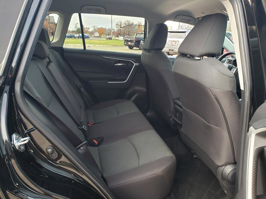 Used 2023 Toyota RAV4 XLE image 25
