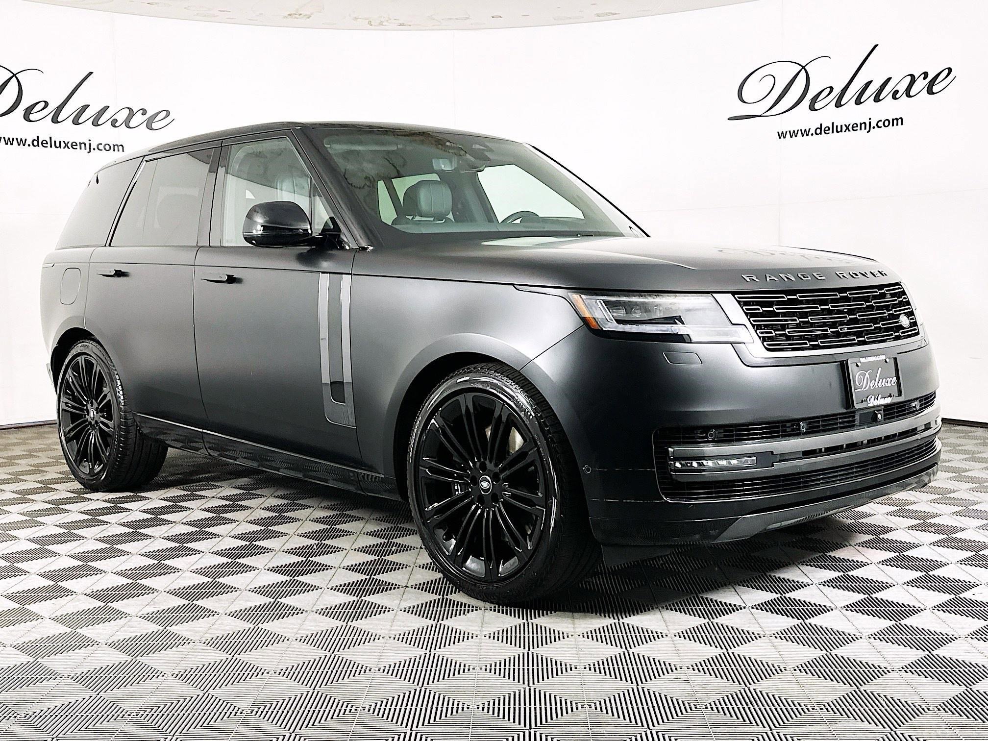 Used 2024 Land Rover Range Rover SE AWD/4WD image 1