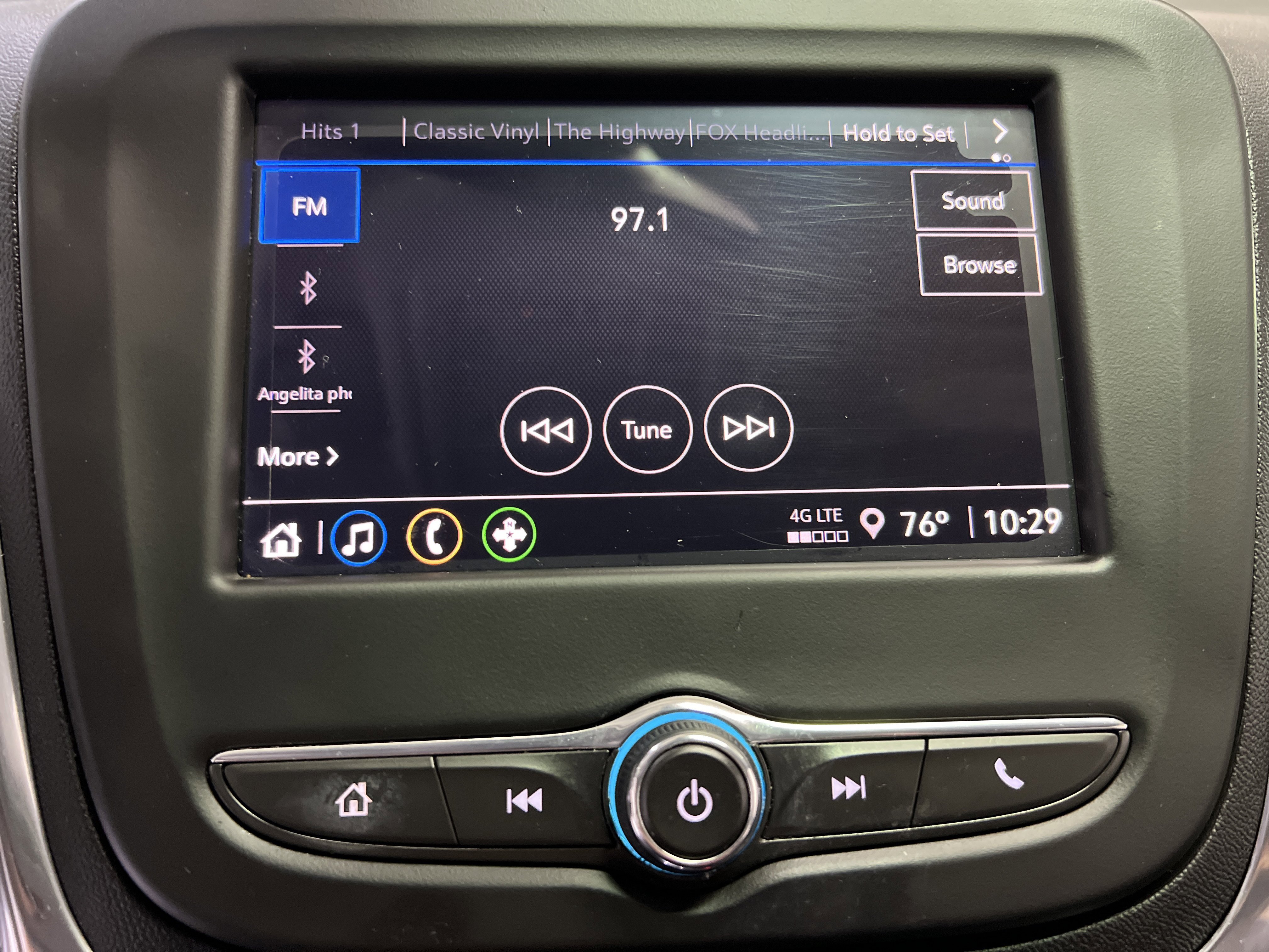 Used 2022 Chevrolet Equinox LT image 18