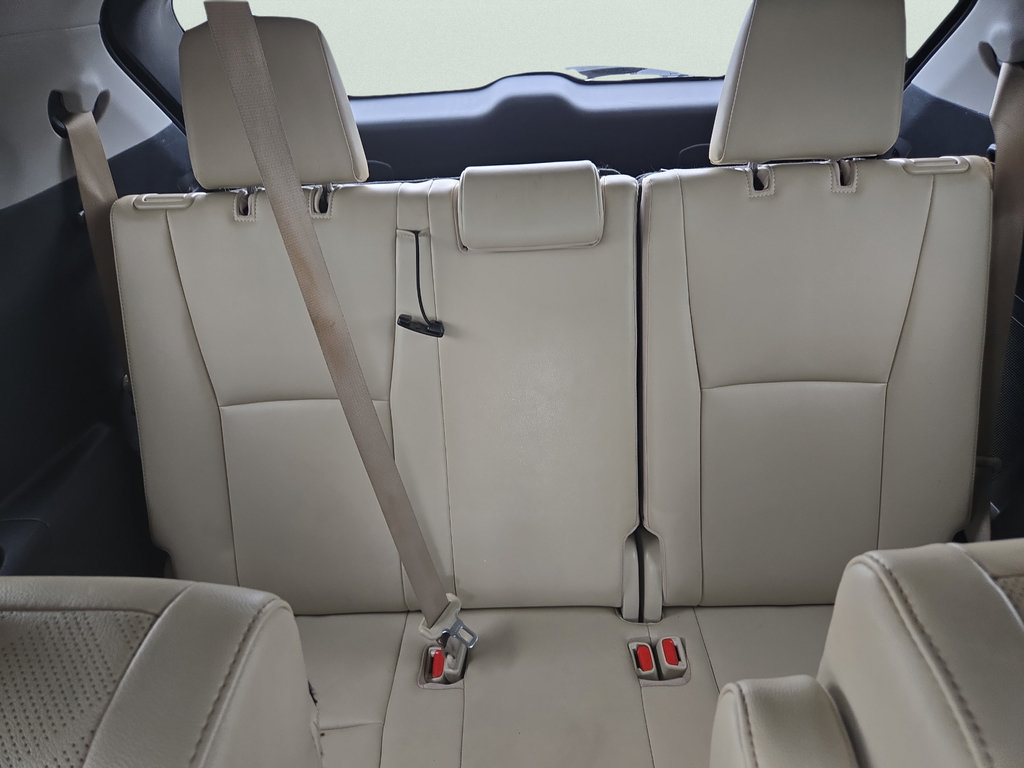 Used 2022 Toyota Highlander Platinum AWD/4WD image 11