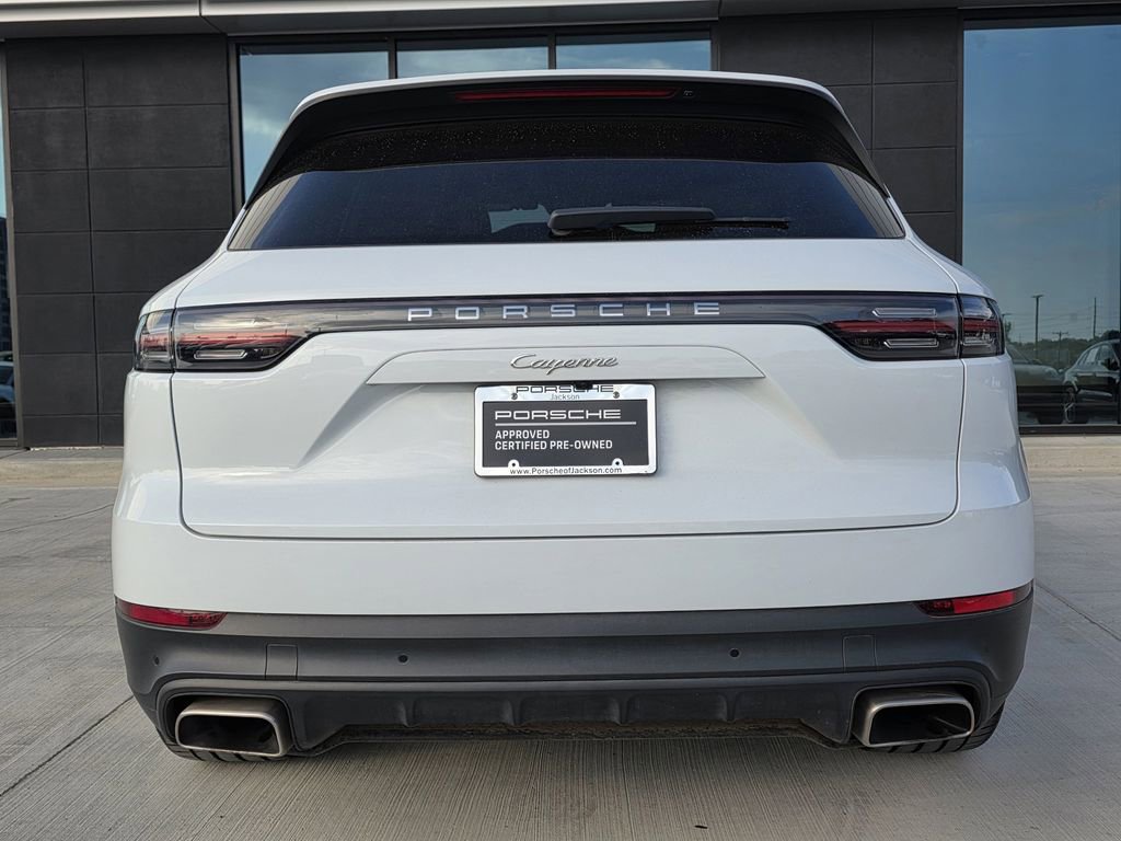 Used 2022 Porsche Cayenne image 10
