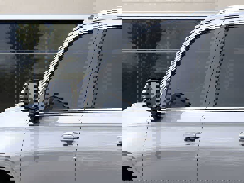 New 2026 Cadillac Escalade ESV Luxury image 12