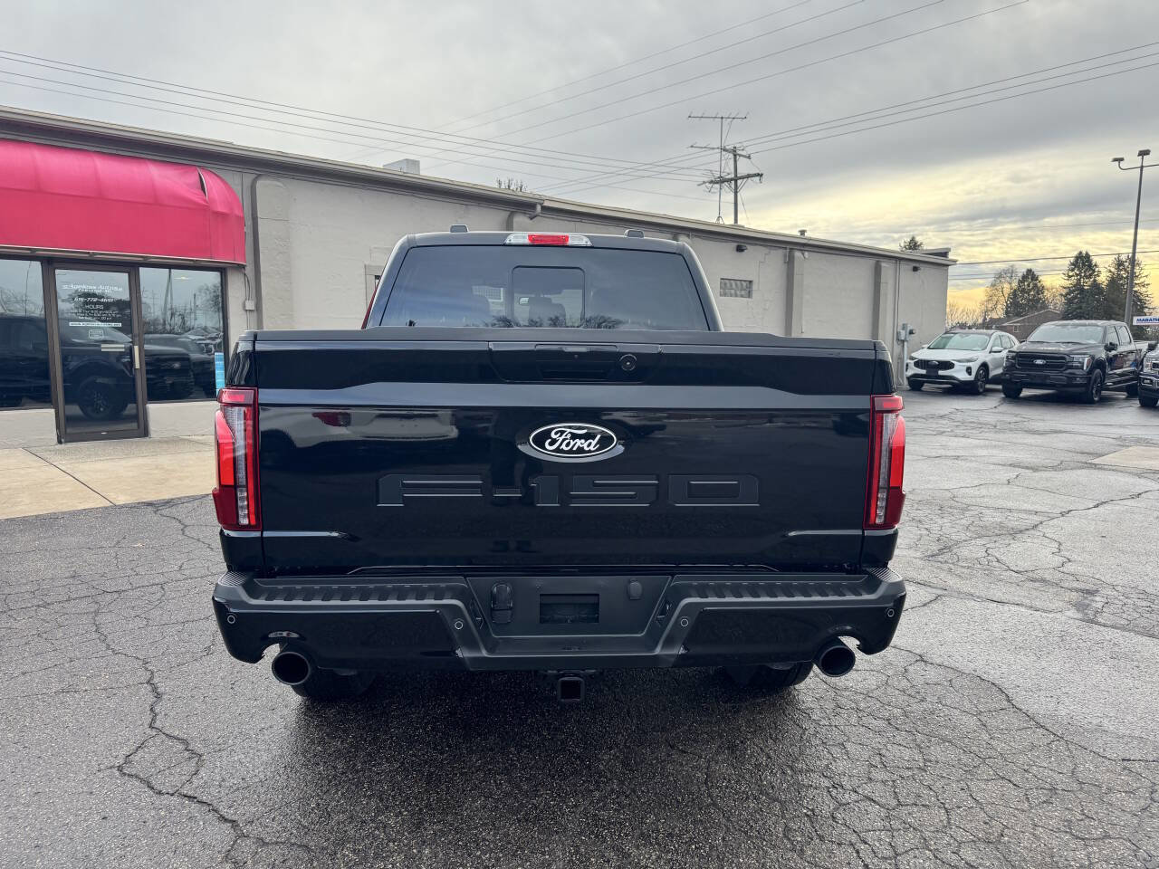 Used 2025 Ford F150 Lariat image 3