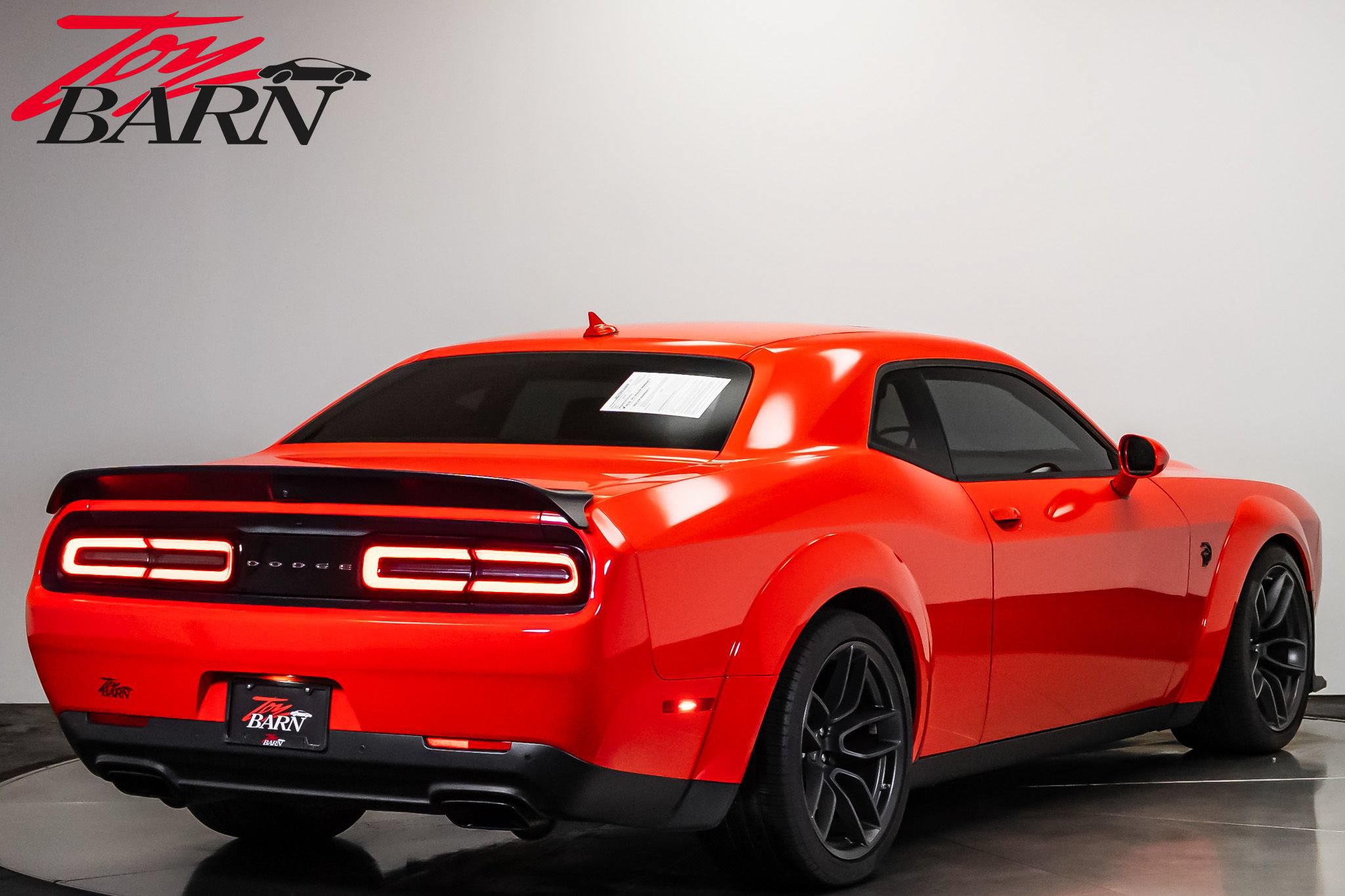 Used 2019 Dodge Challenger SRT Hellcat Redeye RWD image 5
