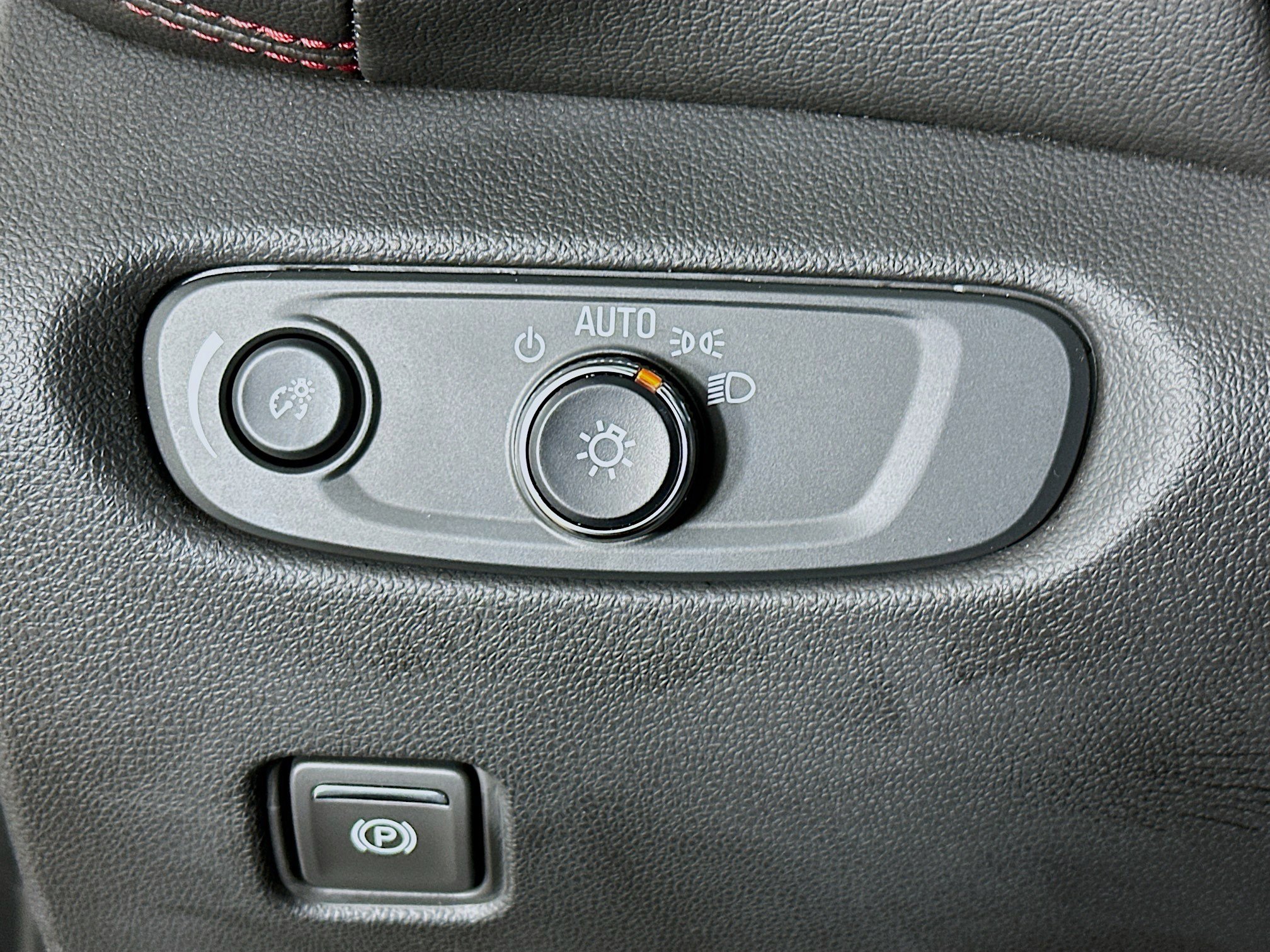 Used 2022 Chevrolet Blazer RS image 17