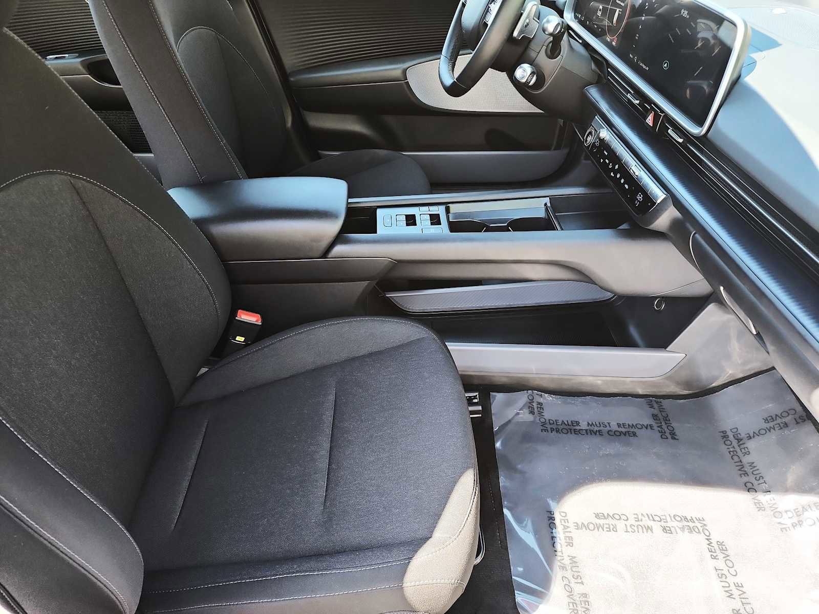 Used 2024 Hyundai Ioniq 6 SE RWD image 18