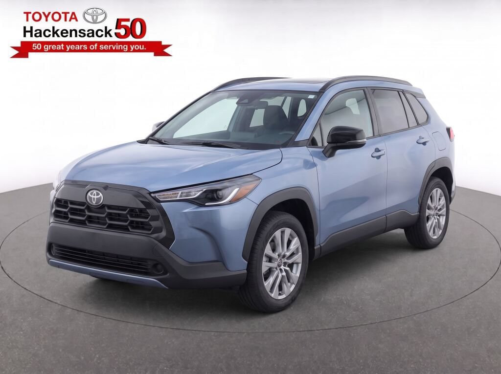 Certified 2026 Toyota Corolla Cross LE FWD image 34