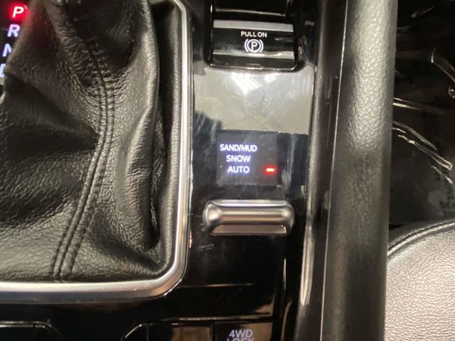 Used 2024 Jeep Compass Latitude image 17