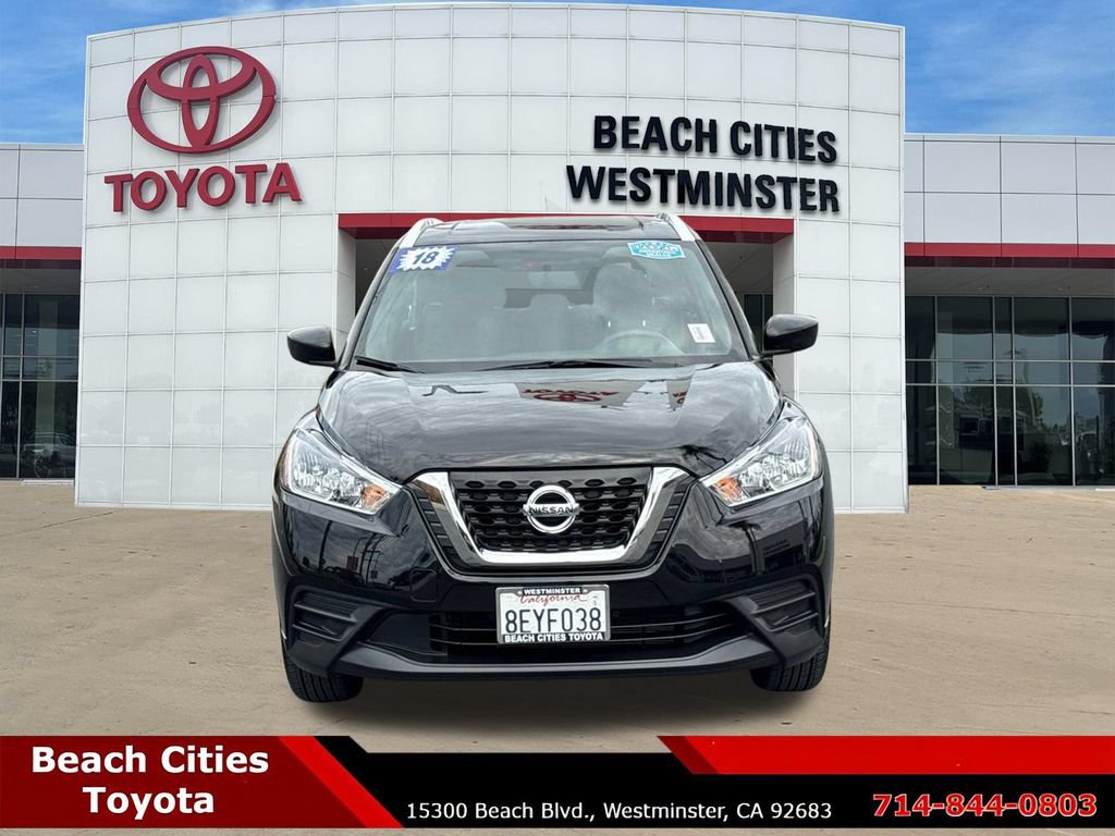 Used 2018 Nissan Kicks S FWD image 4