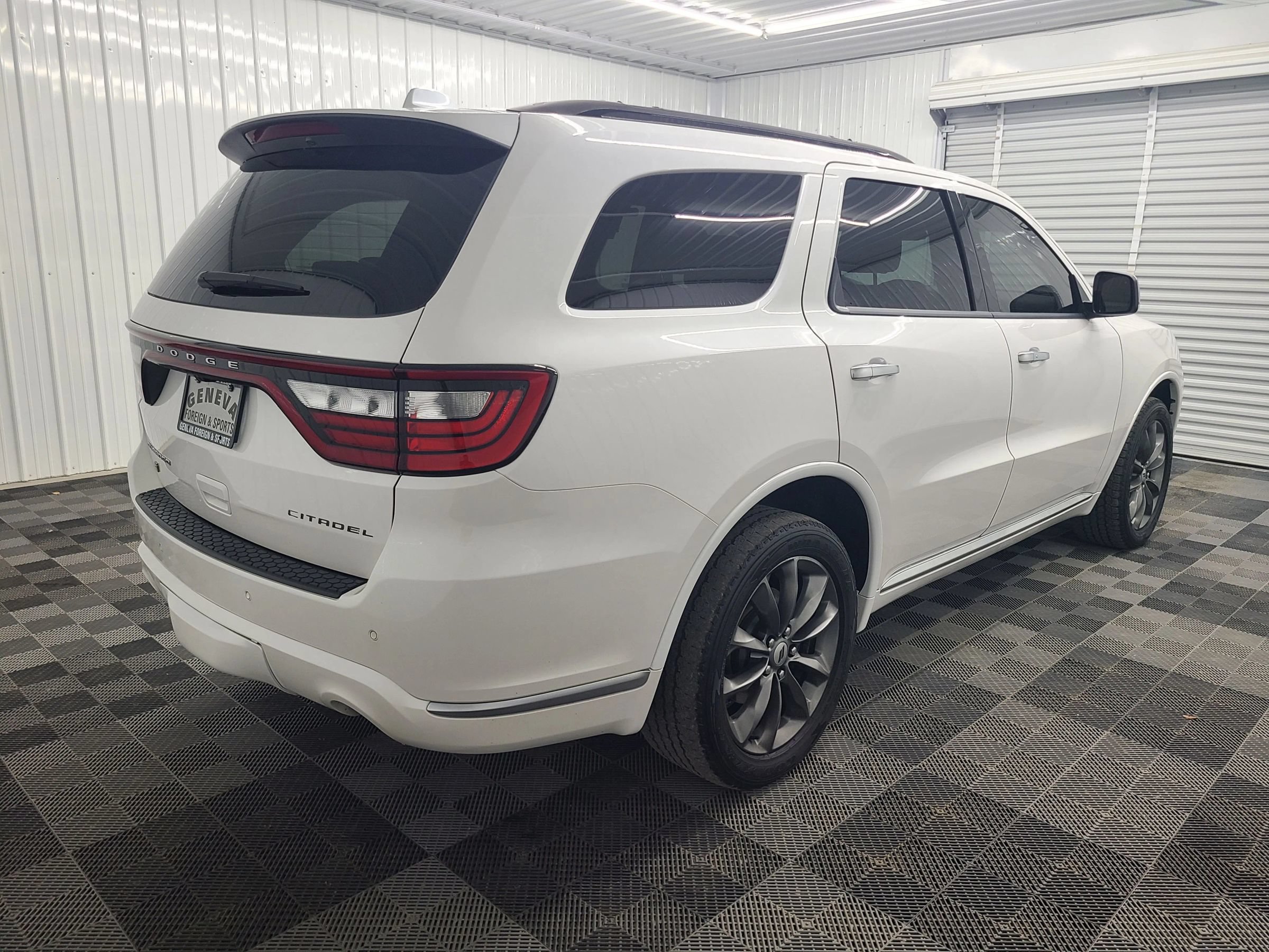 Used 2021 Dodge Durango Citadel w/ Premium Entertainment Group AWD/4WD image 11