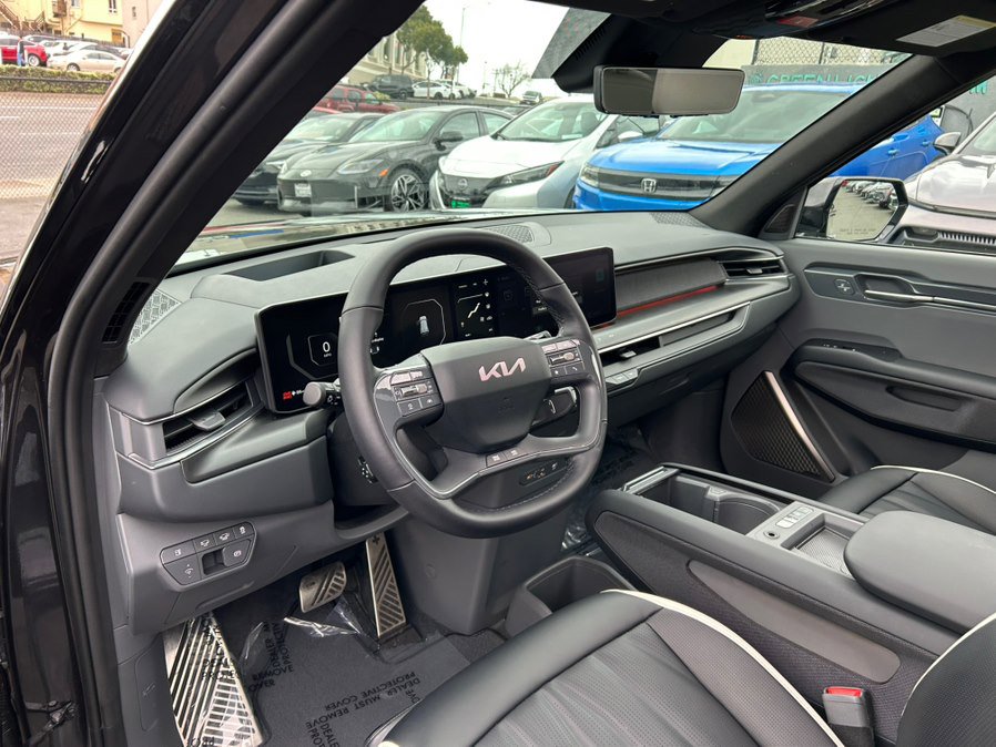 Used 2024 Kia EV9 GT-Line image 17