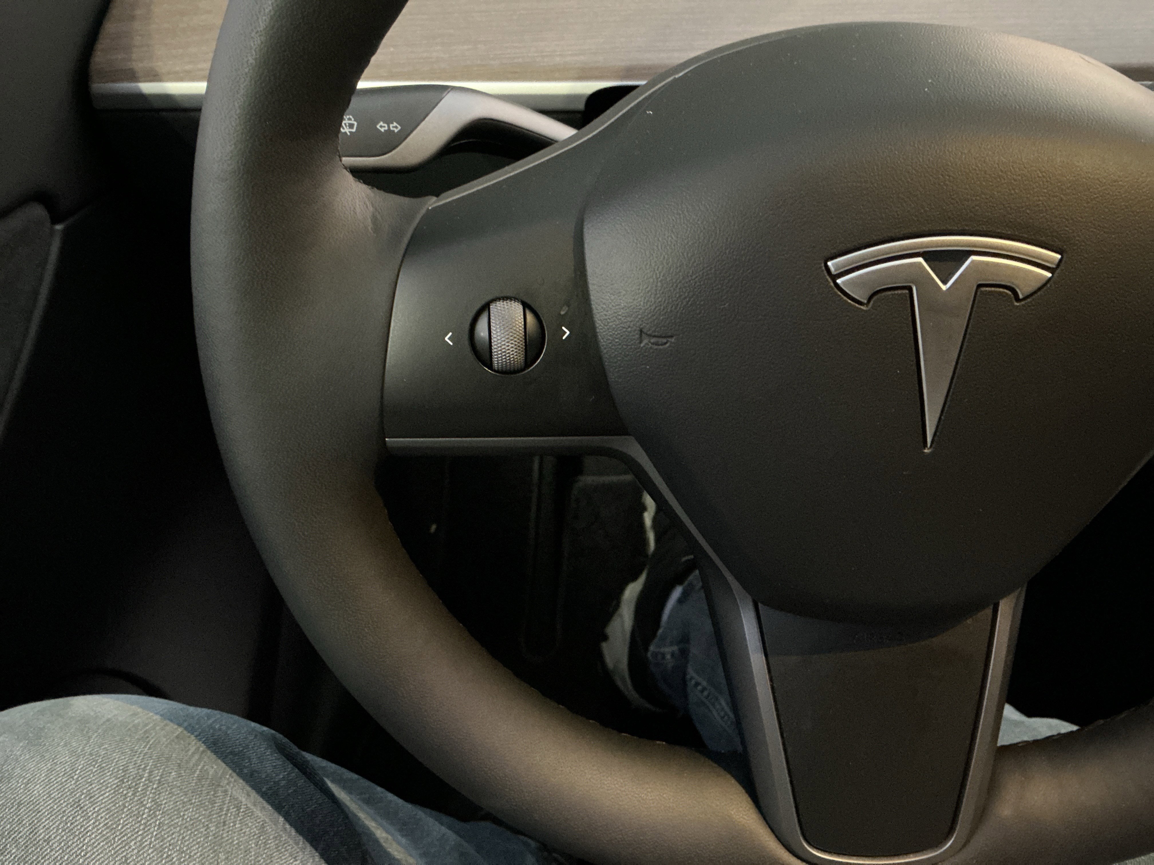 Used 2022 Tesla Model Y Performance image 12