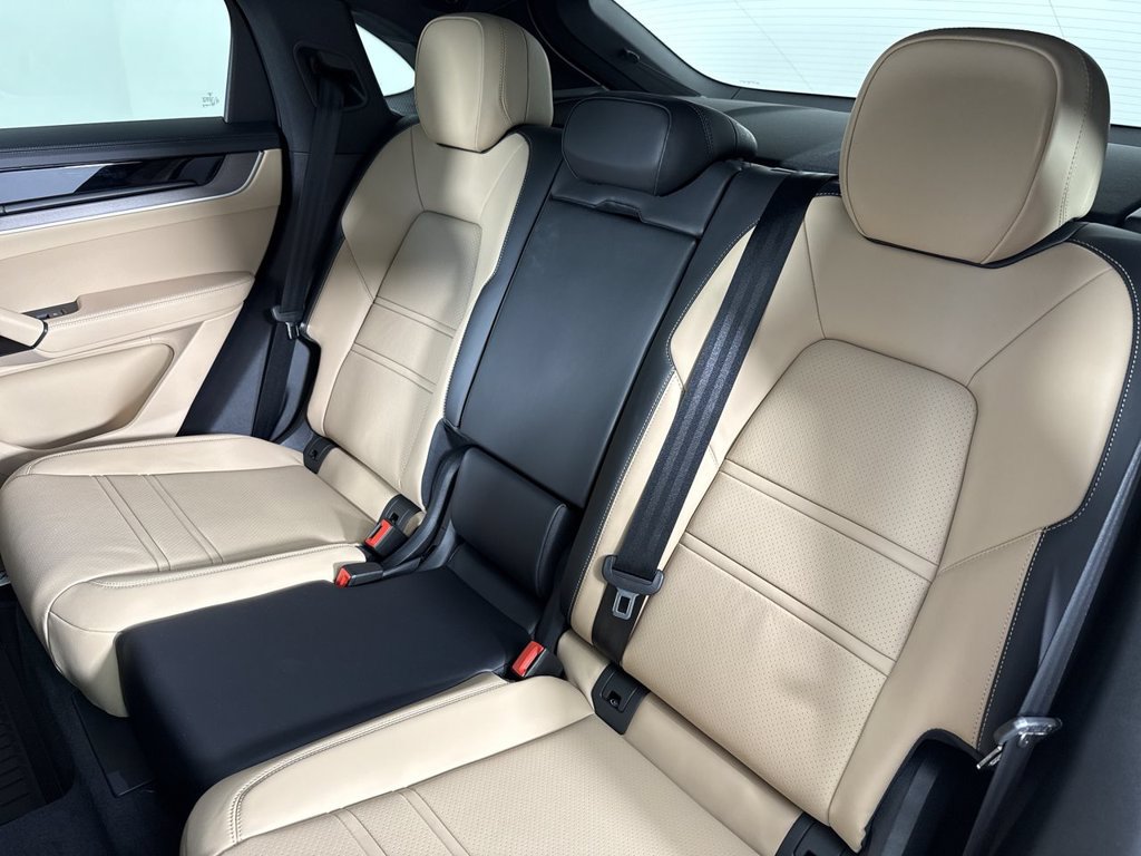 New 2026 Porsche Cayenne S AWD/4WD image 21
