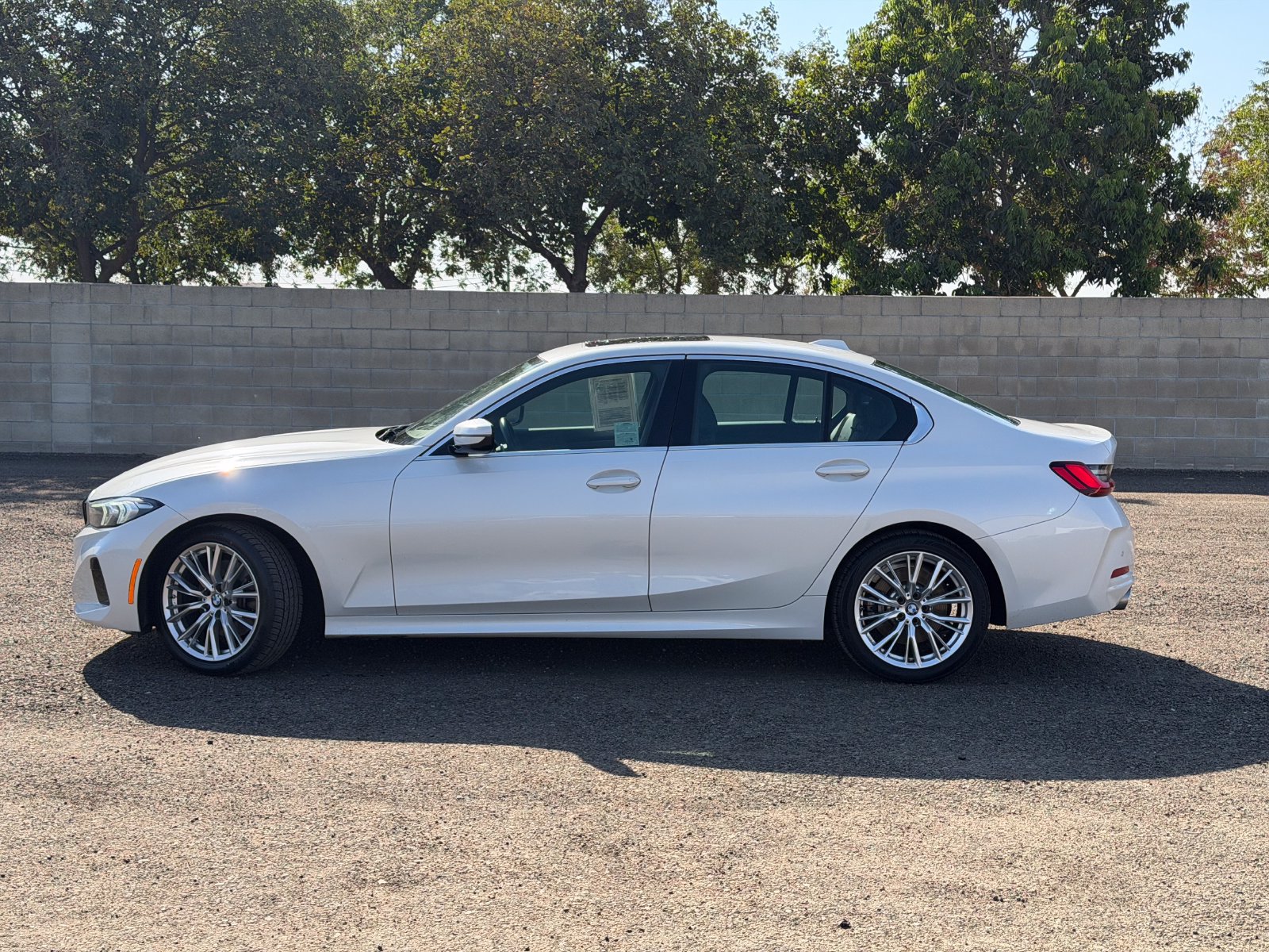 Used 2024 BMW 330i Sedan RWD image 8