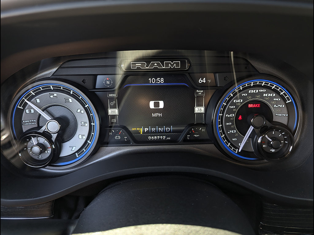 Used 2022 RAM 1500 Limited AWD/4WD image 2