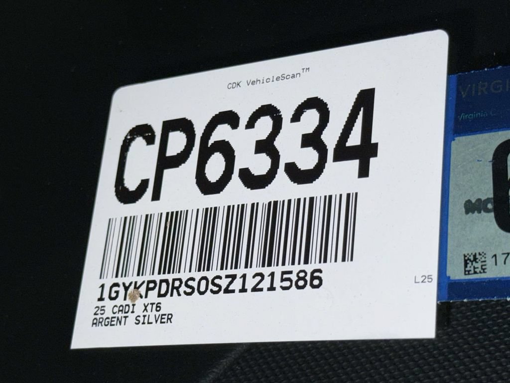 Used 2025 Cadillac XT6 Premium Luxury AWD/4WD image 36