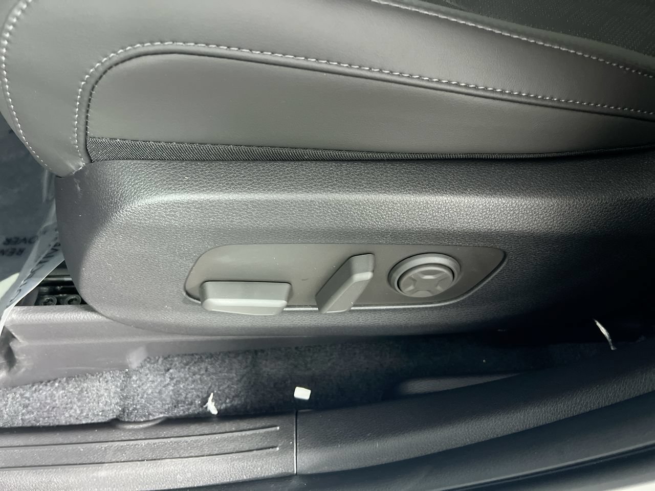 New 2027 Kia Carnival SX Prestige FWD image 15