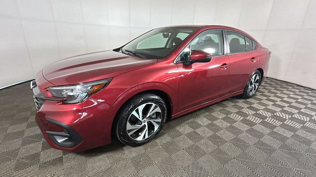Used 2025 Subaru Legacy Premium AWD/4WD image 7