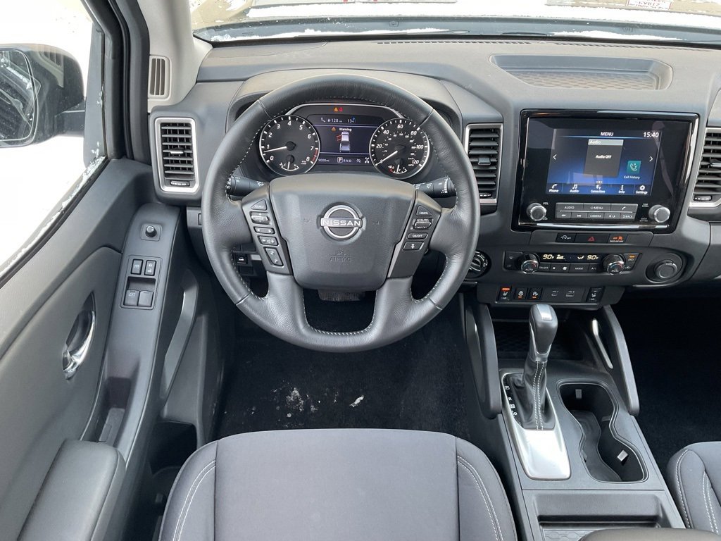 Used 2024 Nissan Frontier SV w/ SV Convenience Package image 15