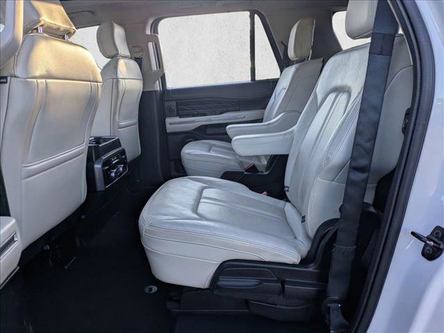 Used 2019 Ford Expedition Max Platinum image 17