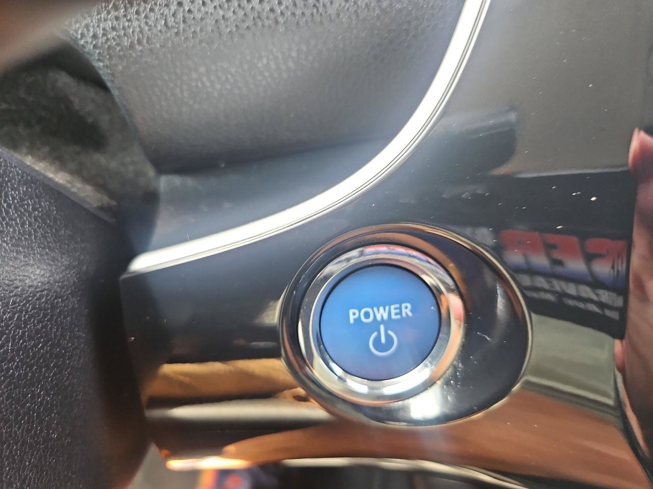 Used 2017 Toyota Prius Three Touring FWD image 27