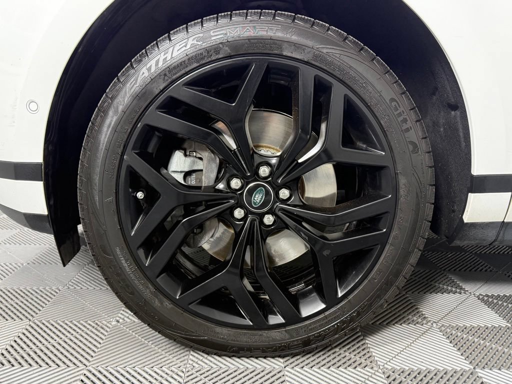 Used 2020 Land Rover Range Rover Evoque SE AWD/4WD image 16