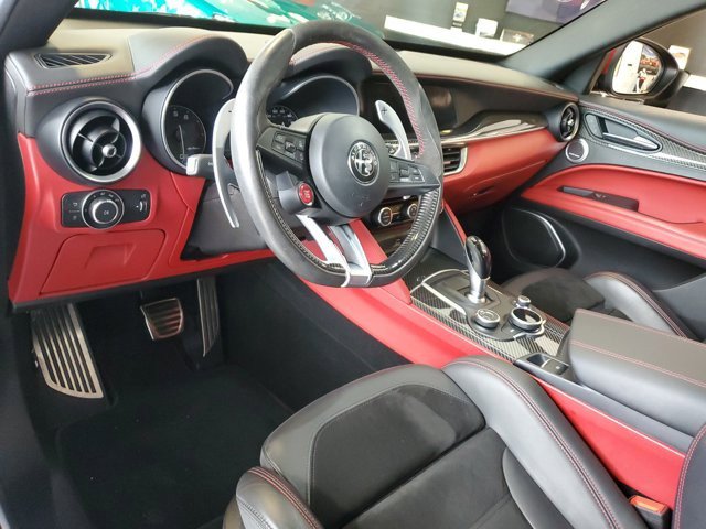 Used 2018 Alfa Romeo Stelvio Quadrifoglio w/ Driver Assist Dynamic Package image 7