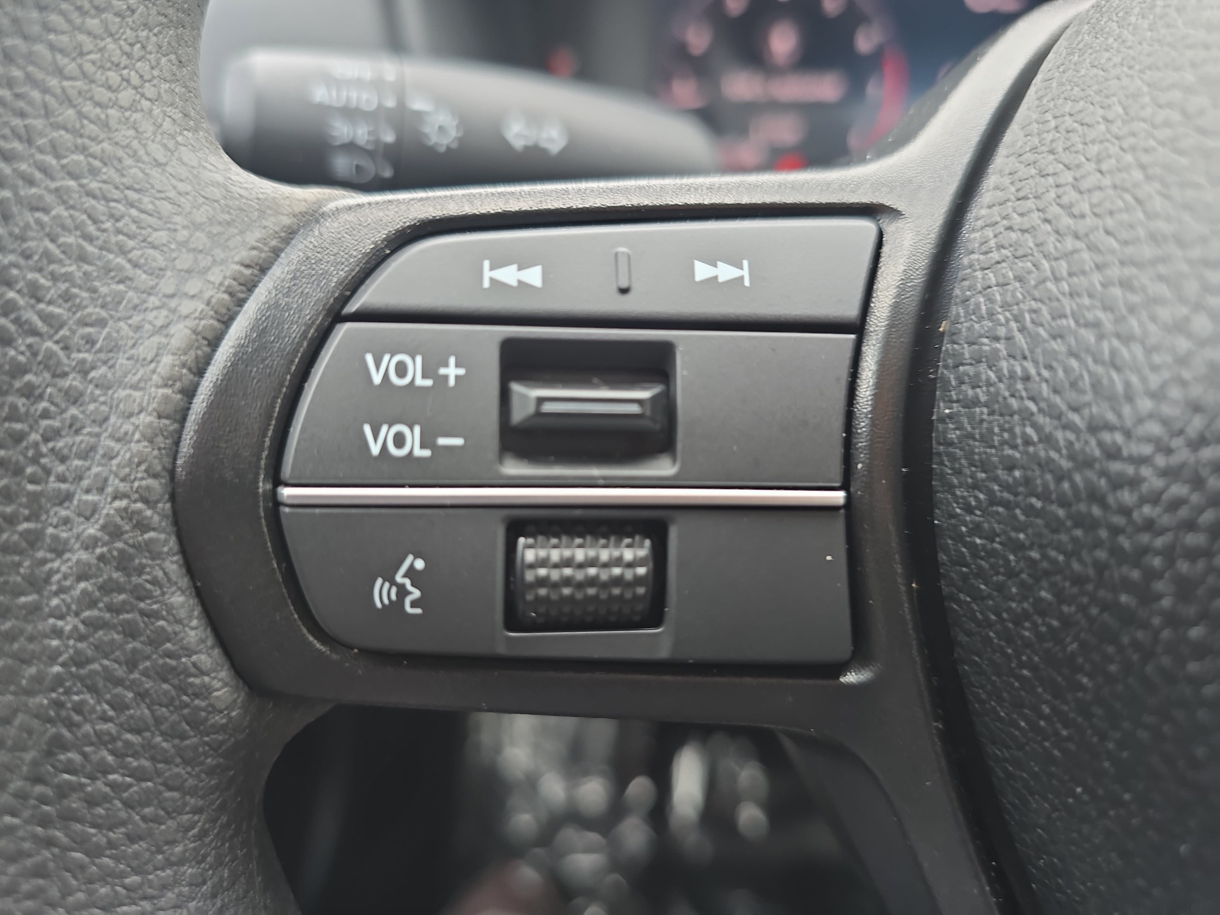 Used 2025 Honda Accord LX image 16