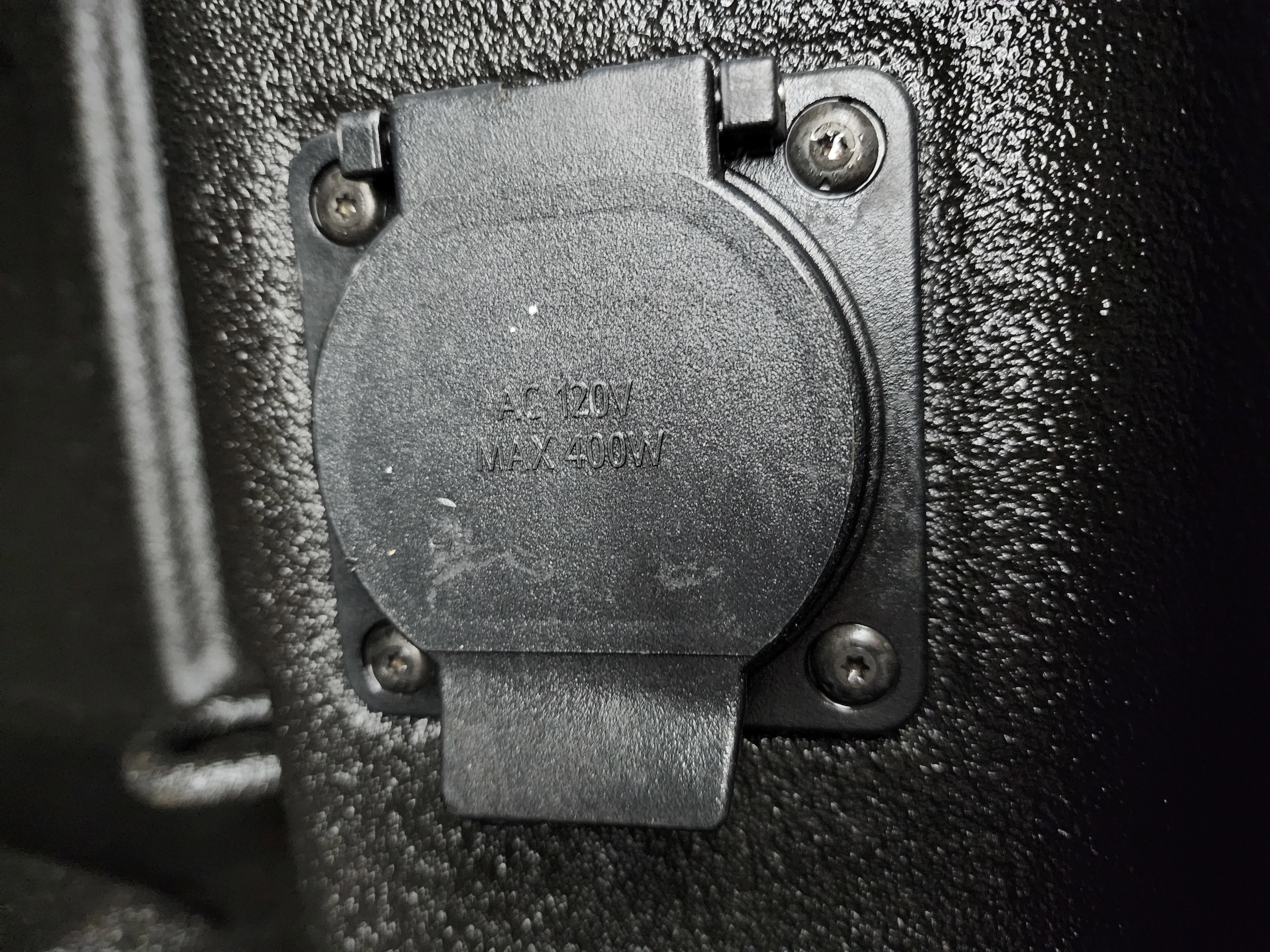 Used 2022 GMC Sierra 2500 SLT w/ LPO, GMC Protection Package image 31