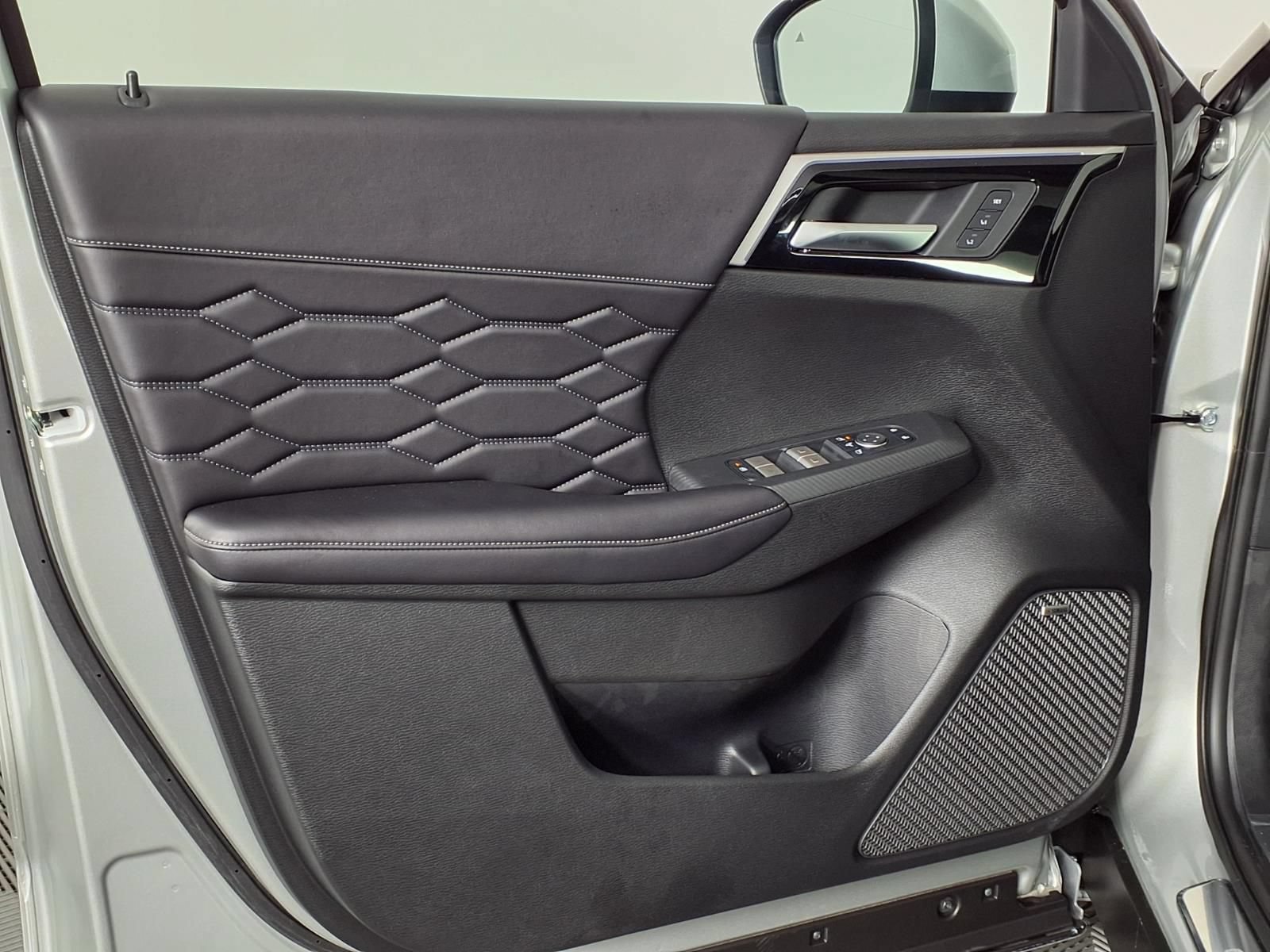 New 2026 Mitsubishi Outlander SEL AWD/4WD image 21