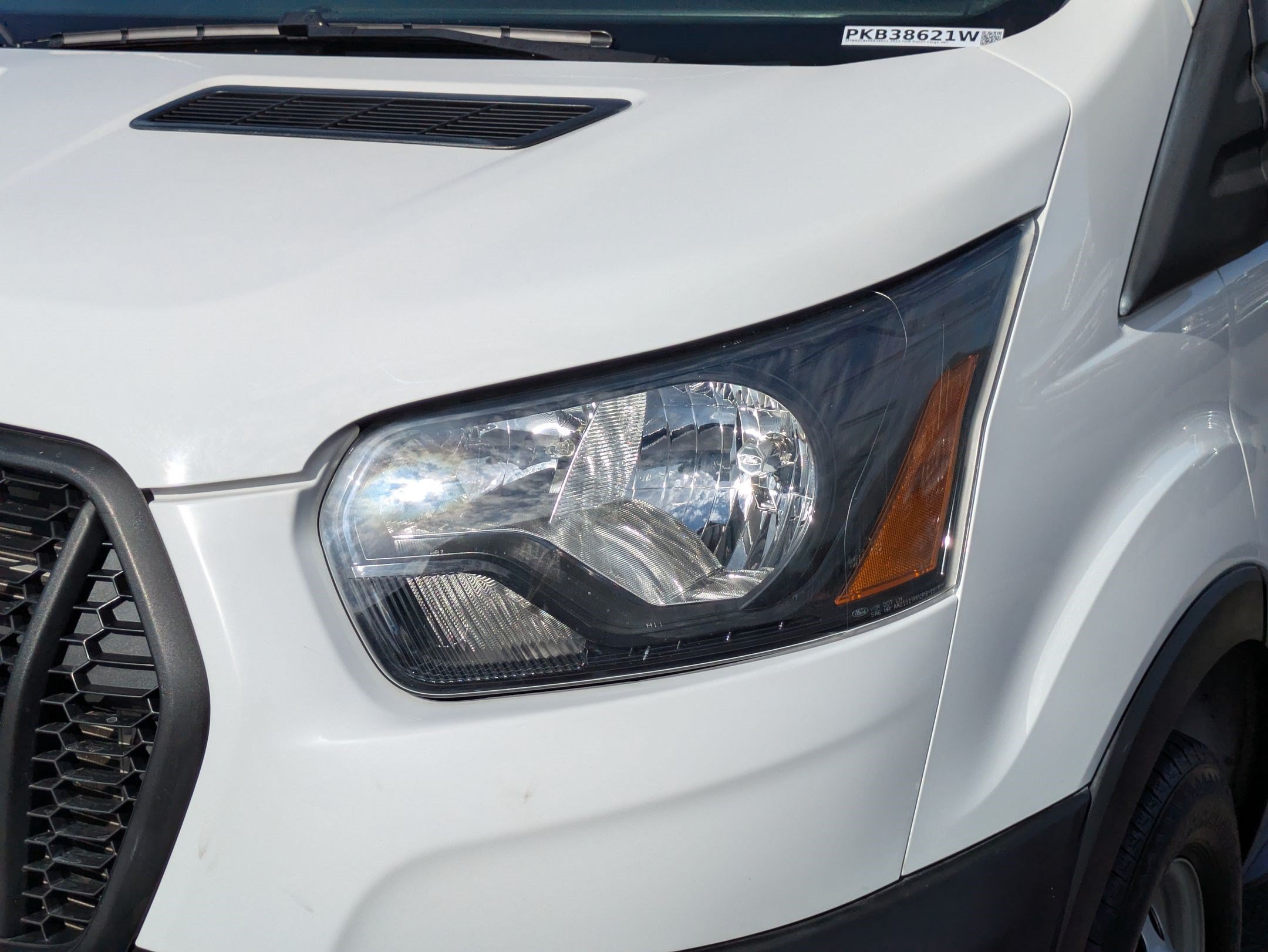 Used 2023 Ford Transit 250 Medium Roof AWD w/ Load Area Protection Package image 12