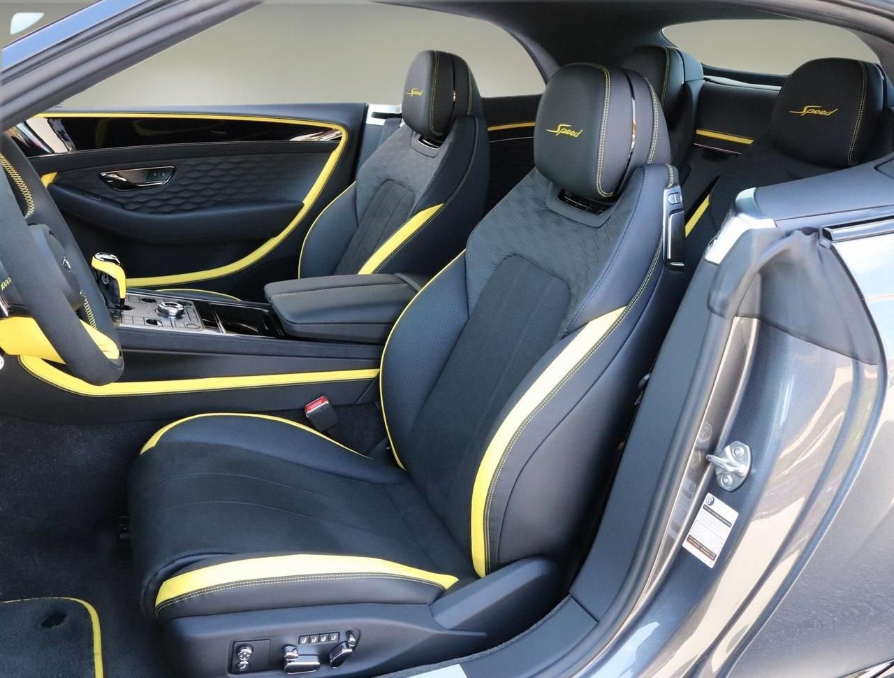 Used 2025 Bentley Continental GT Speed image 14