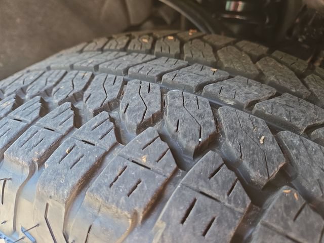 Used 2023 GMC Sierra 1500 AT4X AWD/4WD image 8