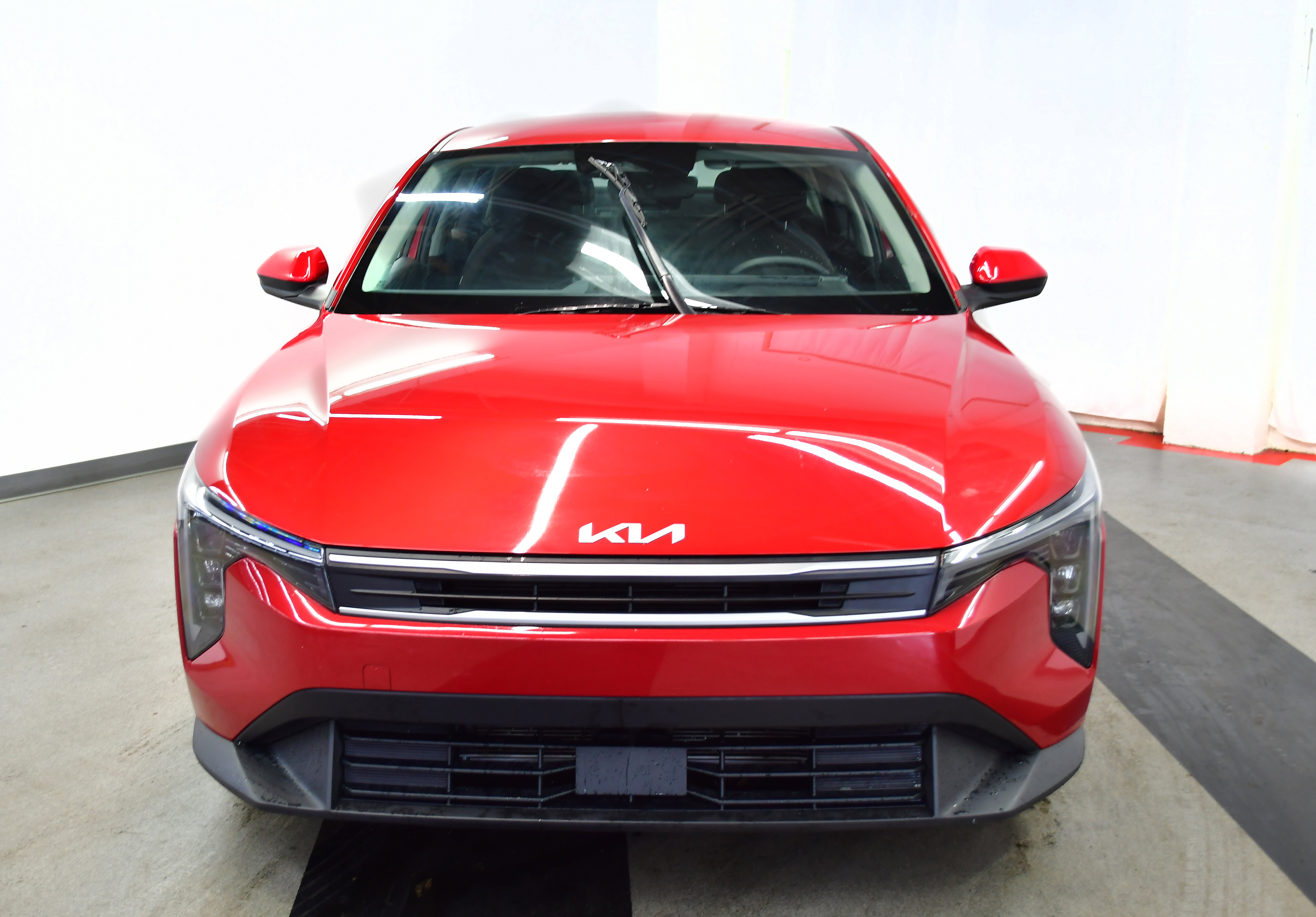 Used 2025 Kia K4 image 3
