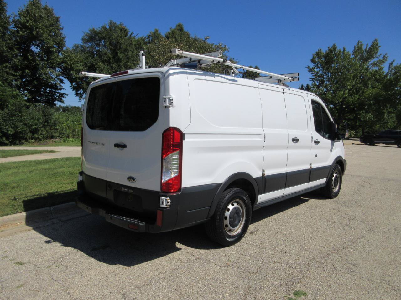 Used 2015 Ford Transit 150 130 Low Roof RWD image 10